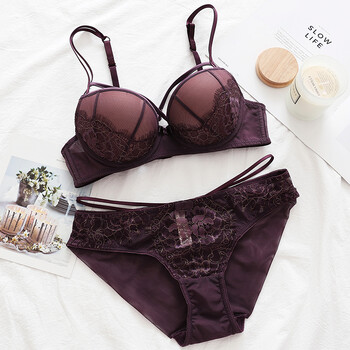 2018新款内衣女套装聚拢收副乳防下垂性感蕾丝交叉带女士文胸薄款