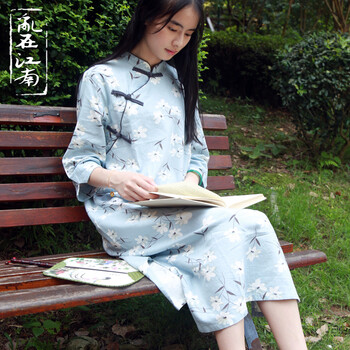 
                                                                                乱在江南民国风立领盘扣棉麻旗袍裙中长款夏季文艺复古印花连衣裙 浅蓝花色 均码                