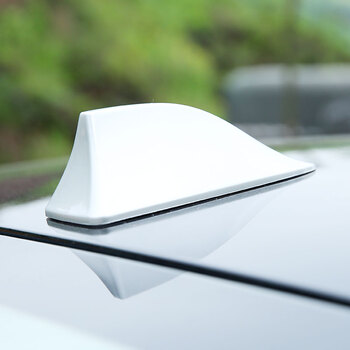 适用于汽车天线装饰 改装鲨鱼鳍车顶天线加强信号通用款收音机配件