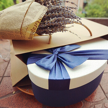 1314星星礼品盒心形大号礼盒爱心礼盒圣诞节星星蓝色礼物盒 new/白色