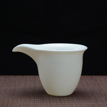 嘉仕鑫纯白陶瓷大号公道杯 陶瓷茶器功夫茶具 长嘴公道