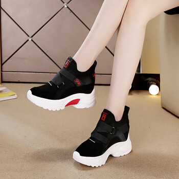 休闲鞋女内增高女鞋子坡跟运动鞋厚底松糕黑色高跟旅游鞋韩版2020春季