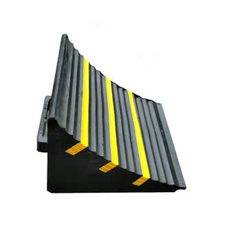 大型车辆橡胶轮胎防滑垫货车三角木驻车器止退器油罐车槽车三角木