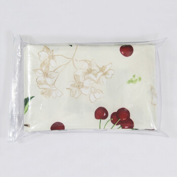 吉传becan 樱桃花型餐桌布 茶几布方桌布 防水防油超耐脏防污 全涤桌布 UVZB-03 樱桃 定制145cm*220cm