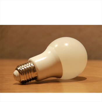 护眼台灯灯泡 学生螺口e27儿童 婴儿无频闪led护眼灯泡e14 e27大螺口