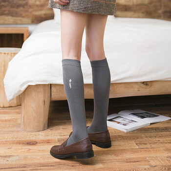 2双装 秋冬韩国女刺绣及膝袜高筒袜子学院风女袜潮