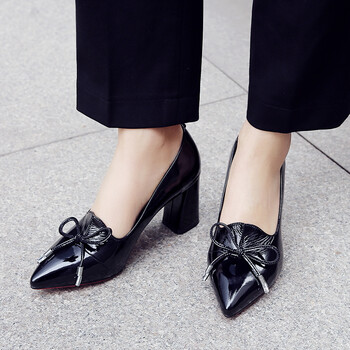 一米路牛皮尖头浅口高跟单鞋女2018秋季新款真皮蝴蝶结粗跟四季鞋韩版