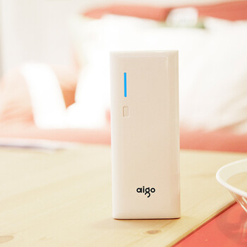 
                                        爱国者（aigo）15000毫安 K150 双USB输出 LED强光手电 苹果/安卓通用 移动电源/充电宝 白色                