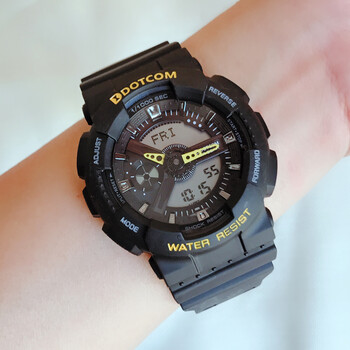 动特酷手表户外运动情侣表双显时尚超酷学生表夜光防水电子表d6018 黑