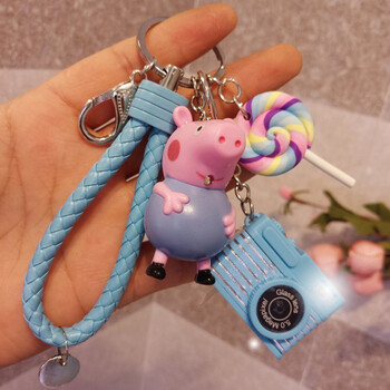 社会人小猪佩奇可爱钥匙扣创意挂件发光发声车钥匙链学生书包挂件 蓝