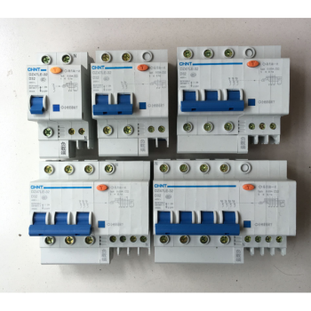 正泰dz47le d型小型漏電保護器 斷路器觸電保護空氣開關1p2p3p4p 3p