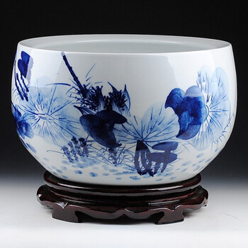 景德镇陶瓷器 手绘釉下彩青花瓷鱼缸和为贵王德和作品家居摆设 a款