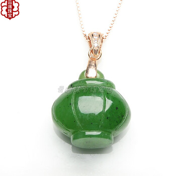 云遥 菠菜绿碧玉灯笼吊坠和田玉男女款挂件 礼物