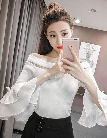 露肩一字肩上衣女生韩版长袖早秋时尚喇叭袖修身打底女白色均码