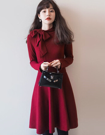 秋冬新款法式复古小红裙年会圣诞裙针织毛衣长袖红色连衣裙女酒红色s