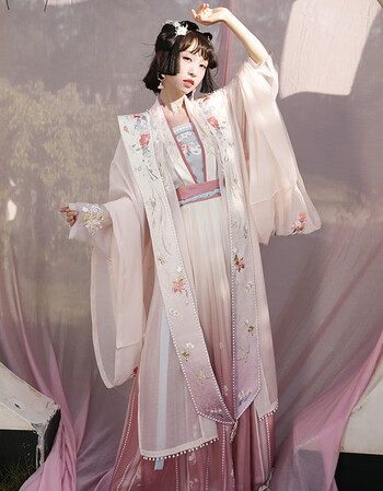 十三余小豆蔻儿晗光玉蕊清平乐联名款绣花宋大袖汉服女宋大袖单件晗光