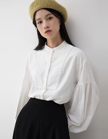 束恩花边衬衫女设计感落肩灯笼袖潮复古港味宽松立领纯棉时尚洋气白色