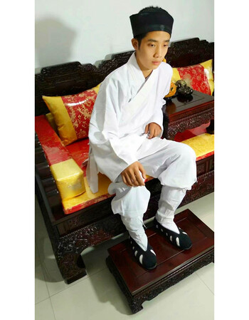 道袍麻纱白色斜襟短褂套装/道袍/道士服装/长袍长衫/法衣道服道装