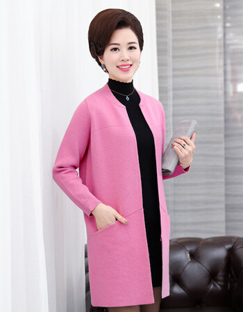 中老年妈妈装秋冬毛衣外套中长款40-50岁针织开衫大码风衣女加厚 粉色