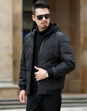 羽绒服男短款2018新品男装带帽男士户外90绒男款休闲潮外套 黑色 170