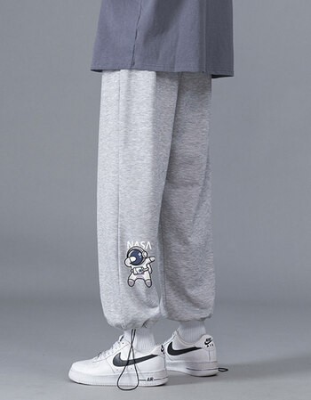 束脚运动休闲卫裤男潮牌印花潮流抽绳长裤子男宽松大码抖音快灰色l