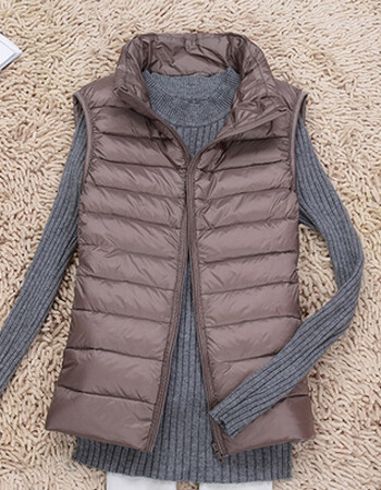 女士背心轻薄短款羽绒甲女轻便大码情侣款羽绒服 卡其色 4xl