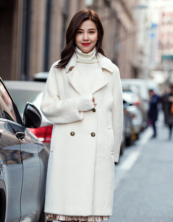 senku阿尔巴卡毛呢大衣2017秋冬新款羊毛双排扣毛呢外套女中长款 白色