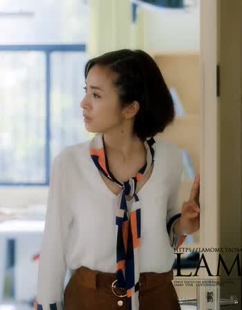 2018春夏季新女老男孩林依晨林小欧同款白色印花拼接衬衫棕色半裙