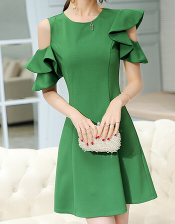 2018夏季新款露肩连衣裙女韩版甜美花瓣袖a字裙连衣裙纯色女裙子 绿色