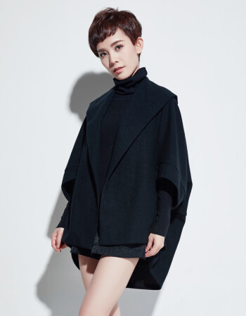 2015秋冬新款 欧美风女式短款风衣 纯色宽松大翻领长款女式外套 蝙蝠袖开叉针织衫 黑色 M