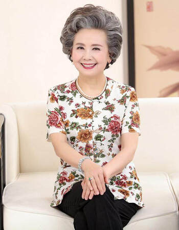 装套装60-70岁老太太夏装大码妈妈装老人短袖上衣两件套女装 红大花