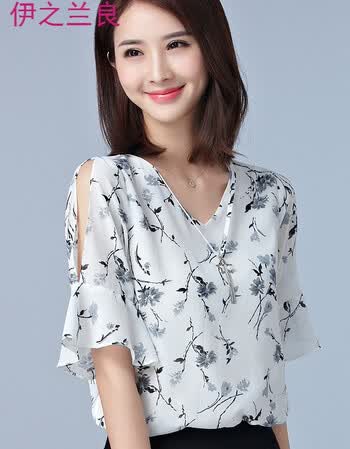 夏季新款露肩t恤短袖宽松显瘦印花雪纺衫韩版喇叭袖碎花上衣小衫 白底