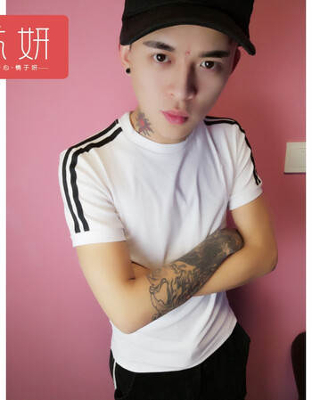 流妍夏季精神社会小伙短袖t恤男修身学生半袖快手红人同款上衣服 条子