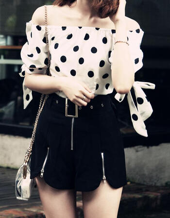 一字领灯笼袖雪纺衬衫上衣 高腰修身短裤套装女 白色上衣 黑色裤子 m