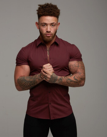 显肌肉兄弟夏季男大码纯色衬衣休闲修身透气百搭短袖弹力白衬衫 酒红