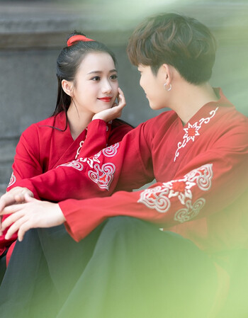 2018秋季改良汉服男古风古装侠客书生绣花交领襦裙武侠风情侣套装 仅