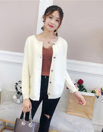 开衫女秋冬短款长袖毛衣外套韩版宽松女式外搭慵懒风针织开衫 白色