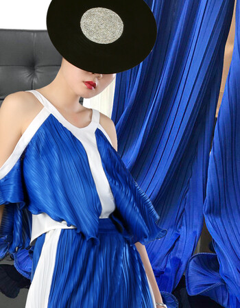 肩上衣短袖女夏秋吊带露肩上衣宽松荷叶边遮肚子飘逸雪纺衫女 蓝色