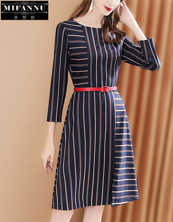 米梵奴轻奢品牌女装2018年秋冬季新品圆领中腰连衣裙 通勤ol气质条纹