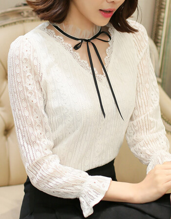 蕾丝女秋装韩版百搭v领仙气质时尚镂空上衣性感女式雷丝秋打底衫 白色