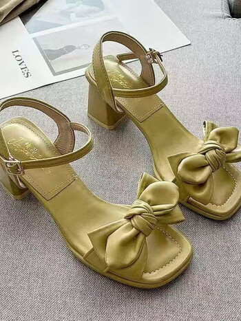 0 中商品评价:评分详细关注店铺茉玟女装旗舰店>茉玟(mowen)>其它女士