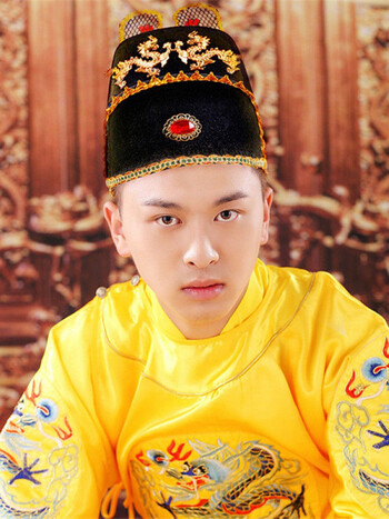 皇帝服装龙袍衣服明朝男皇上古装明制汉服刺绣黄袍中国风王爷演出服饰