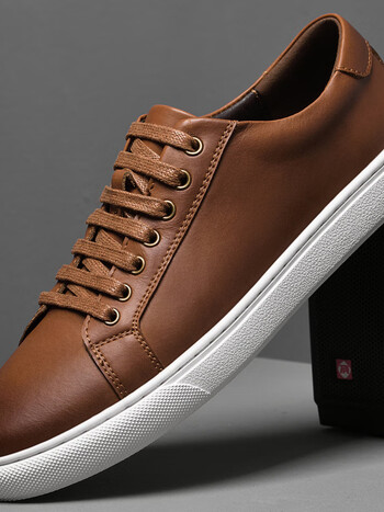 公牛ifashion男鞋莆田鞋新款男生鞋子真皮休闲鞋国潮网红板鞋 红棕 40