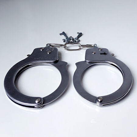 加厚-玩具合金铁手铐金属仿真动漫密室逃脱儿童玩具cos魔术道.