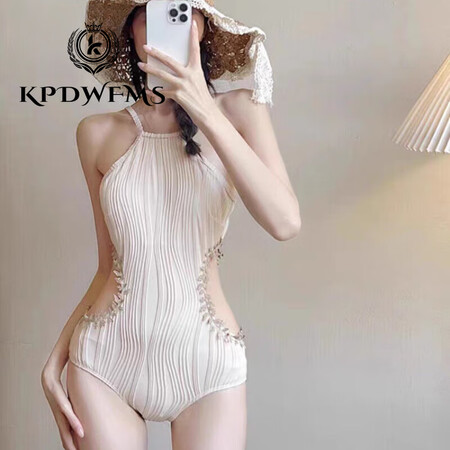 Kpdwfms国际品牌连体泳衣女款2025年新款感显瘦露背温...
