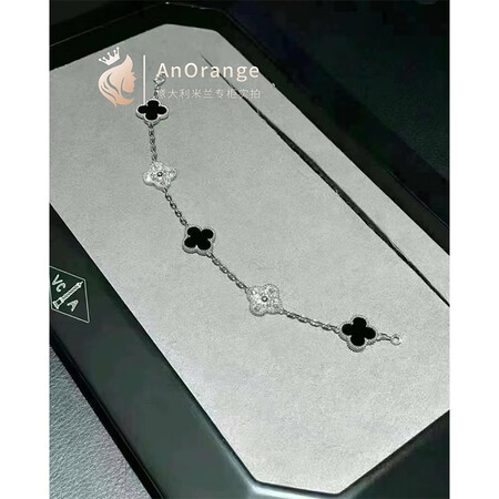 梵克雅宝（Van Cleef & Arpels）Ahambr...