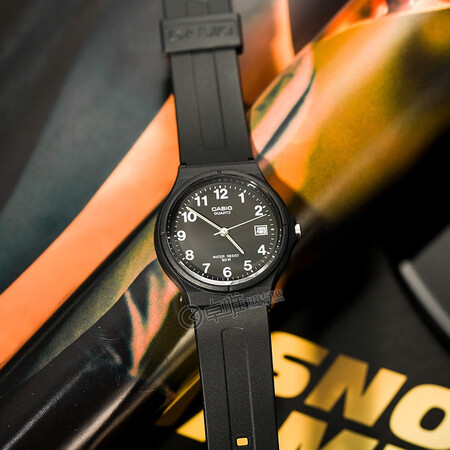 二手99新未使用卡西欧casio男表男士橡胶带运动手表mw591b