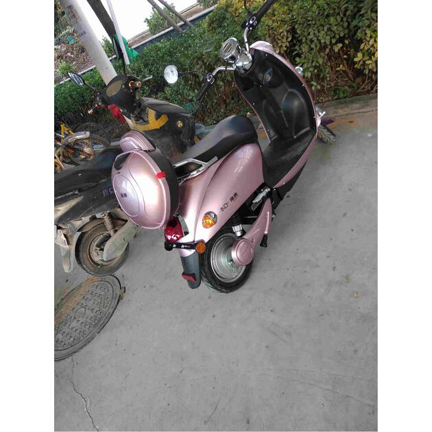 雅迪yadea新款米彩龟王60v豪华电动车轻便代步踏板电瓶车男女电摩金属