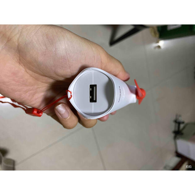 名创优品 miniso 迷你小风扇充电宝功能 2000mah 魔鬼款 手持站立办公