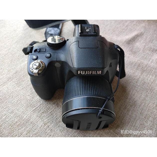 富士(fujifilm) finepix sl305 数码相机 黑色(1400万像素 30倍光变